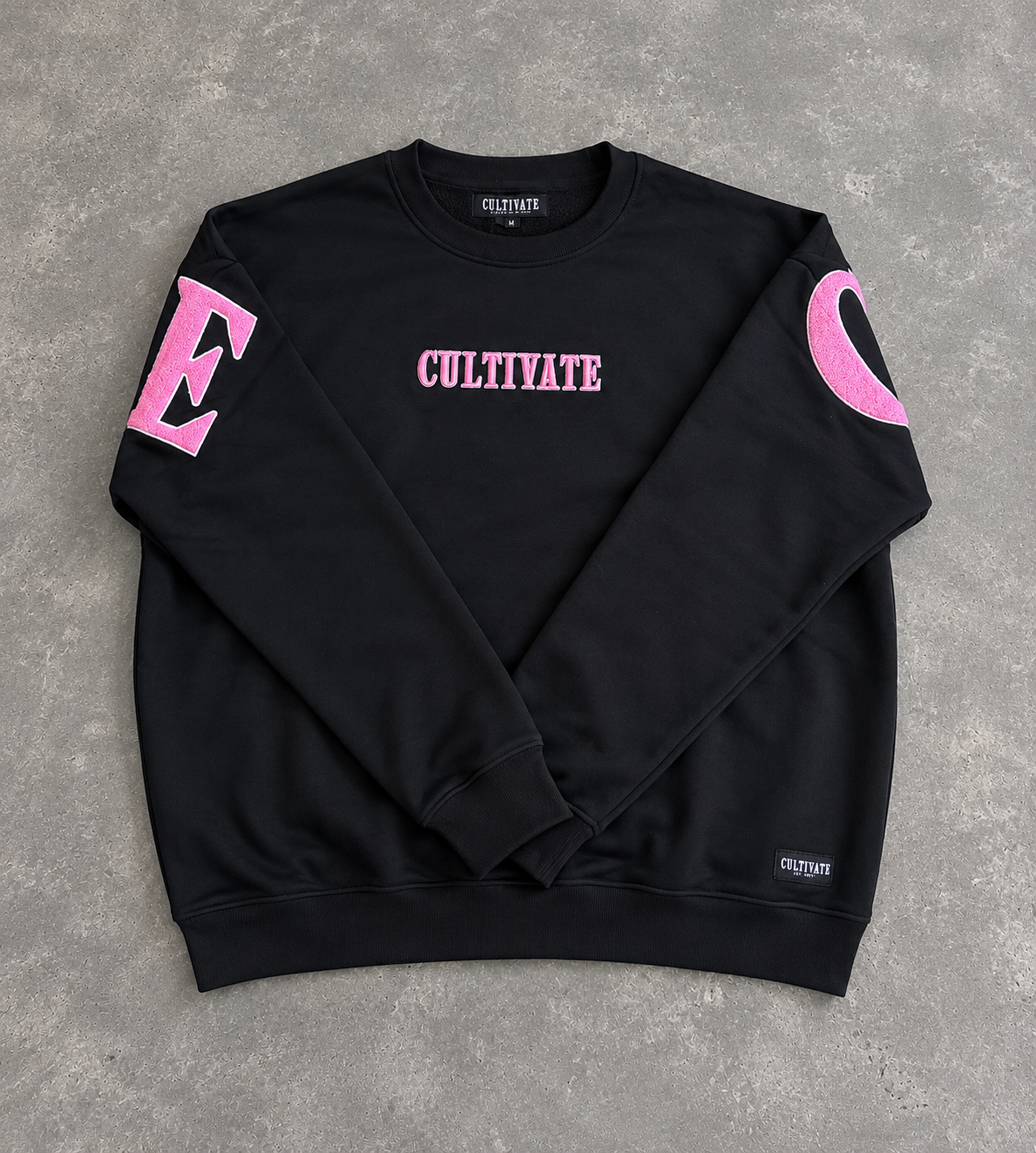 CULTIVATE - CREWNECK "BLACK ON BABY PINK"