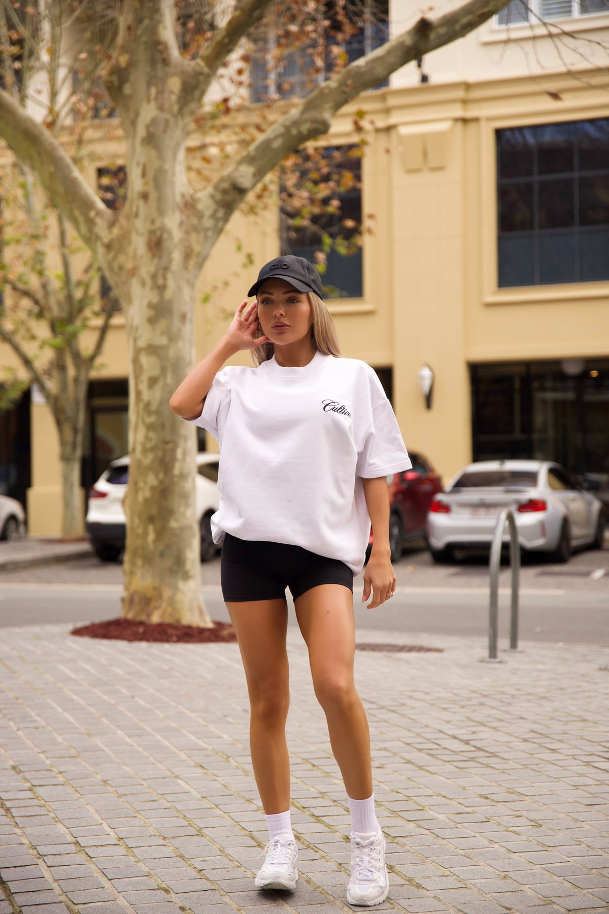 CULTIVATE - LUXURY SUPPLY "ESSENTIAL WHITE"