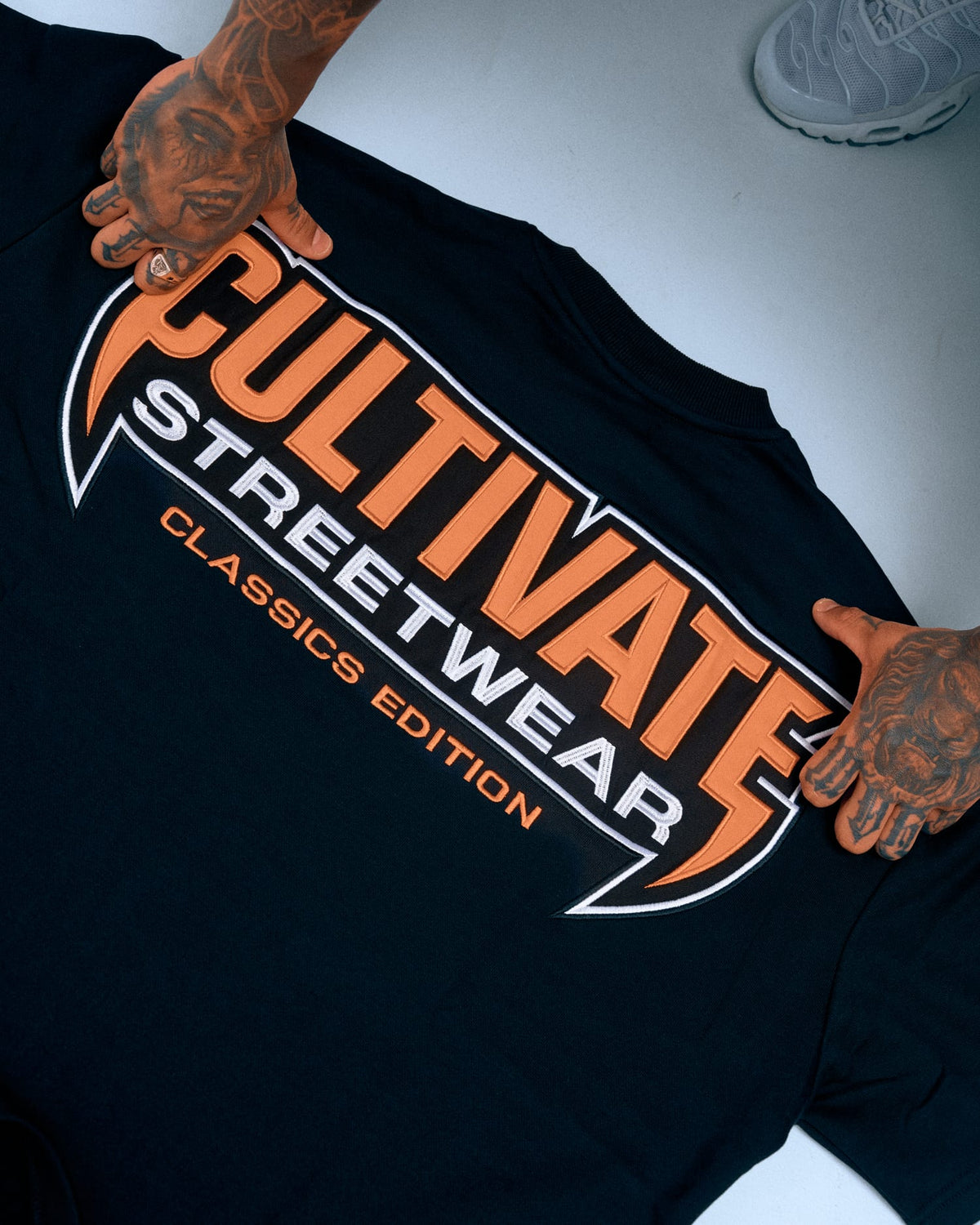 CULTIVATE - CLASSICS EDITION "BLACK ON INFERNO ORANGE"